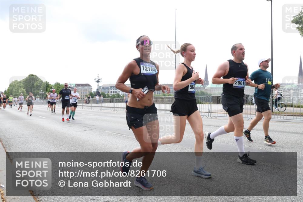 29.06.2025 - hella hamburg halbmarathon Lena Gebhardt http://msf.ph/oto/8261706 29.06.2025 10:34:30 Lombardsbrücke 1025, 1672, 2023, 2265, 2412, 2464, 2496, 2510, 2511, 2526, 2801, 2933, 3130, 3145, 3420, 3829, 3848, 4540, 4824, 4826, 5453, 5609, 6034, 6105, 6171, 6329, 6571, 6574, 6843, 7020, 7324, 7329, 7386, 7644, 7733, 8277, 8349, 8705, 8965, 9122, 9164, 9379, 9448, 9514, 10335, 10360, 10564, 10674, 11122, 11245, 11872, 12164, 12382, 13957, 15477, 16238, 16311, 16390, 16682, 16919, 17230, 18158, 18941 meine-sportfotos.de