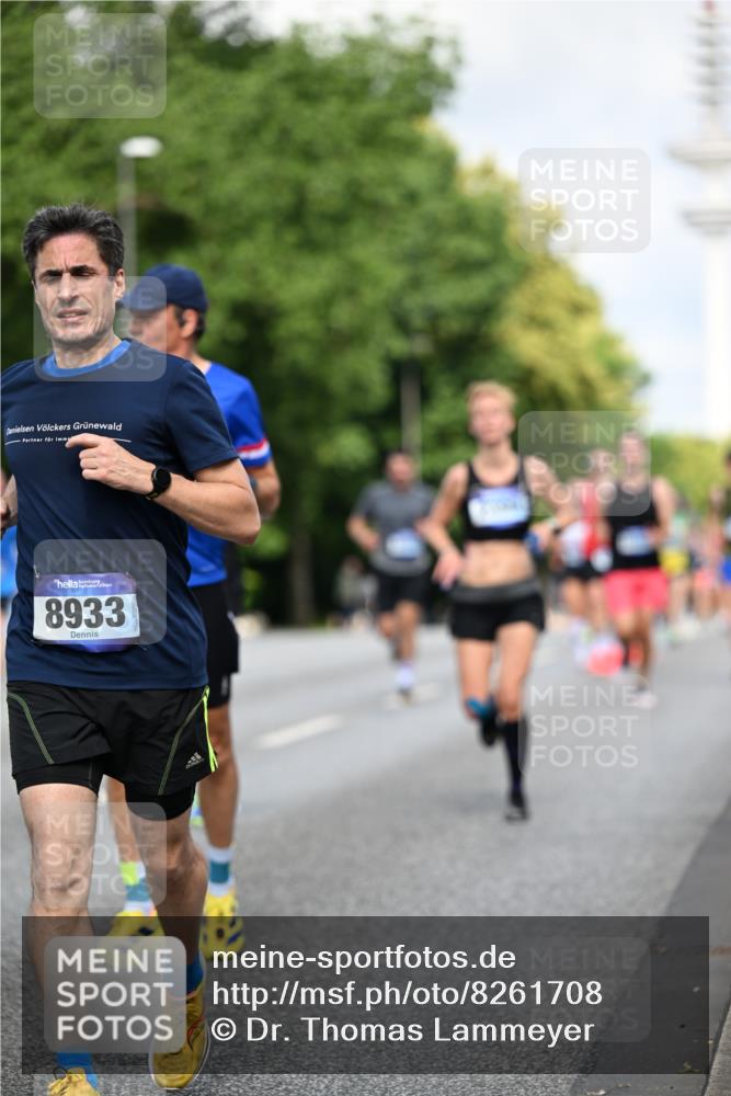29.06.2025 - hella hamburg halbmarathon Dr. Thomas Lammeyer http://msf.ph/oto/8261708 29.06.2025 09:52:04 Kennedybrücke 1290, 1505, 1710, 2262, 2399, 3480, 4062, 4359, 4381, 5003, 5307, 5554, 5709, 6993, 7152, 7154, 8002, 8121, 8571, 8933, 9403, 10190, 10852 meine-sportfotos.de