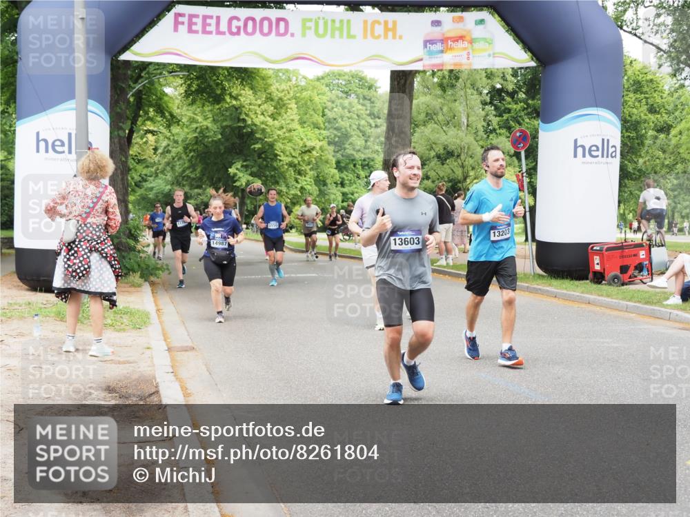 29.06.2025 - hella hamburg halbmarathon MichiJ http://msf.ph/oto/8261804 29.06.2025 10:53:54 Zwischen KM18-KM19 1866, 3630, 4532, 5431, 10042, 11321, 11509, 12998, 13203, 13603, 14987, 18857 meine-sportfotos.de