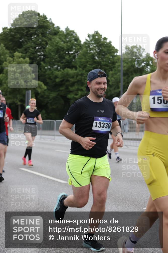 29.06.2025 - hella hamburg halbmarathon Jannik Wohlers http://msf.ph/oto/8261829 29.06.2025 10:32:52 Lombardsbrücke 1324, 1764, 2038, 2054, 2085, 2838, 3341, 3812, 3871, 4030, 4164, 4445, 4650, 5180, 5581, 5917, 6773, 8595, 9289, 9591, 9592, 9780, 11229, 11713, 11826, 12039, 12812, 12813, 13339, 14085, 15091, 15815, 15885, 15951, 15957, 15964, 16246, 16270, 16391, 17135, 18409, 18742, 18743, 18951 meine-sportfotos.de