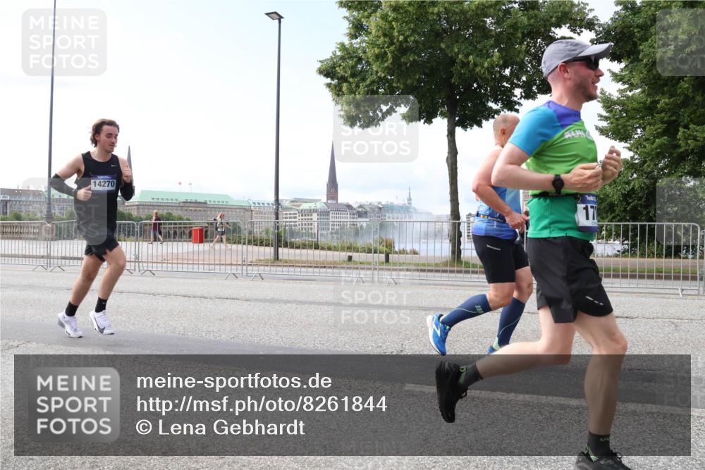 29.06.2025 - hella hamburg halbmarathon Lena Gebhardt http://msf.ph/oto/8261844 29.06.2025 10:11:00 Lombardsbrücke 1166, 1186, 1723, 1781, 2868, 4287, 4389, 5254, 5653, 5990, 5991, 7250, 7271, 7370, 8171, 8206, 8207, 8561, 9169, 9681, 9829, 10196, 11149, 11355, 11887, 11904, 11905, 12426, 12556, 12571, 12629, 12790, 12836, 13588, 13594, 13825, 13901, 14022, 14270, 15009, 15214, 15252, 15908, 16344, 16383, 16808, 17142, 17500, 17532, 18949, 19241 meine-sportfotos.de