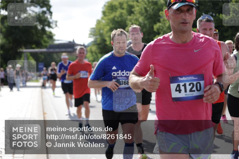 29.06.2025 - hella hamburg halbmarathon Jannik Wohlers http://msf.ph/oto/8261845 29.06.2025 09:58:21 Lombardsbrücke 1410, 1727, 1946, 1951, 2518, 2840, 2883, 2907, 3334, 3819, 3952, 4120, 4152, 4167, 5077, 5084, 5259, 5378, 6294, 6592, 6657, 6759, 6877, 7082, 7369, 7716, 7732, 8068, 8322, 8639, 8721, 9727, 9770, 10724, 11212, 11214, 11638, 11976, 12362, 12483, 12526, 12632, 12633, 13397, 13465, 13470, 13654, 13694, 13706, 13880, 13997, 14266, 14355, 14363, 14368, 14702, 15275, 15389, 15497, 15506, 15523, 15727, 15854, 16108, 16176, 16470, 16830, 17181, 17346, 17348, 17491 meine-sportfotos.de