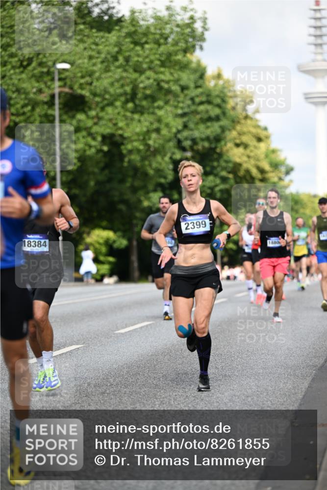 29.06.2025 - hella hamburg halbmarathon Dr. Thomas Lammeyer http://msf.ph/oto/8261855 29.06.2025 09:52:05 Kennedybrücke 1290, 1505, 1710, 2262, 2399, 3480, 3547, 4062, 4359, 4381, 5003, 5307, 5554, 5709, 6993, 7152, 7154, 8002, 8121, 8571, 8933, 9403, 10190, 10738, 10852 meine-sportfotos.de