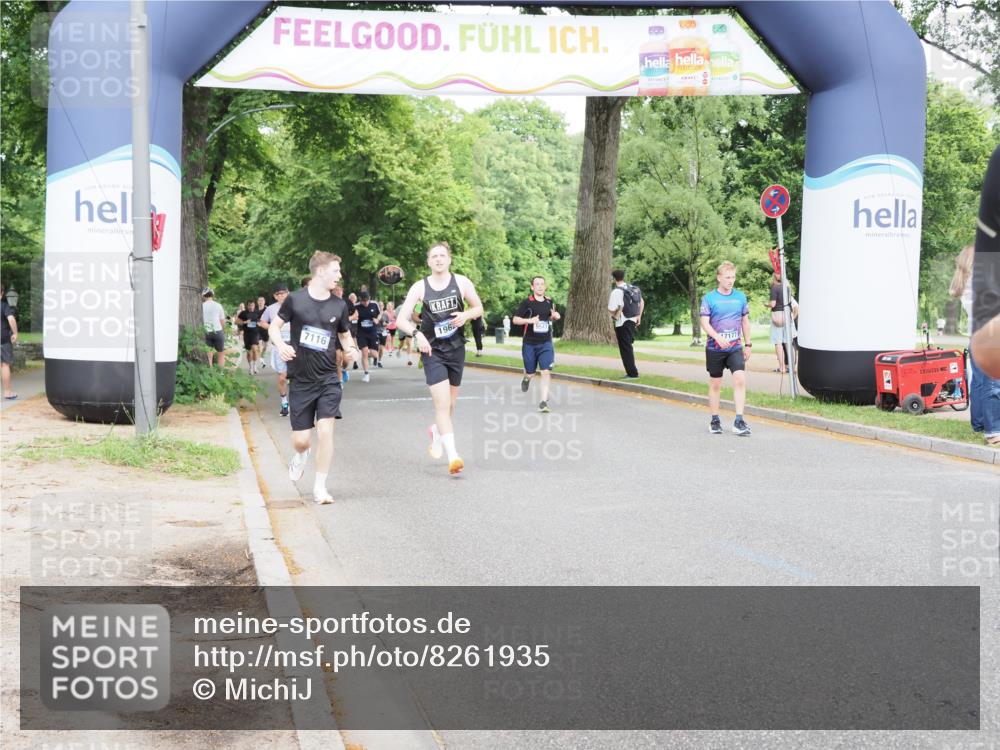 29.06.2025 - hella hamburg halbmarathon MichiJ http://msf.ph/oto/8261935 29.06.2025 10:30:02 Zwischen KM18-KM19 1631, 1962, 4871, 5387, 5436, 10375, 10894, 12434, 17177, 18491 meine-sportfotos.de