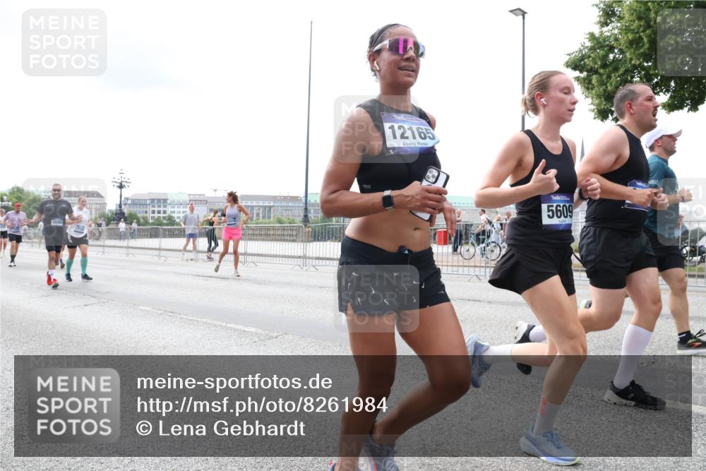 29.06.2025 - hella hamburg halbmarathon Lena Gebhardt http://msf.ph/oto/8261984 29.06.2025 10:34:30 Lombardsbrücke 1025, 1672, 2023, 2265, 2412, 2464, 2496, 2510, 2511, 2526, 2801, 2933, 3130, 3145, 3420, 3829, 3848, 4540, 4824, 4826, 5453, 5609, 6034, 6105, 6171, 6329, 6571, 6574, 6843, 7020, 7324, 7329, 7386, 7644, 7733, 8277, 8349, 8705, 8965, 9122, 9164, 9379, 9448, 9514, 10335, 10360, 10564, 10674, 11122, 11245, 11872, 12164, 12382, 13957, 15477, 16238, 16311, 16390, 16682, 16919, 17230, 18158, 18941 meine-sportfotos.de