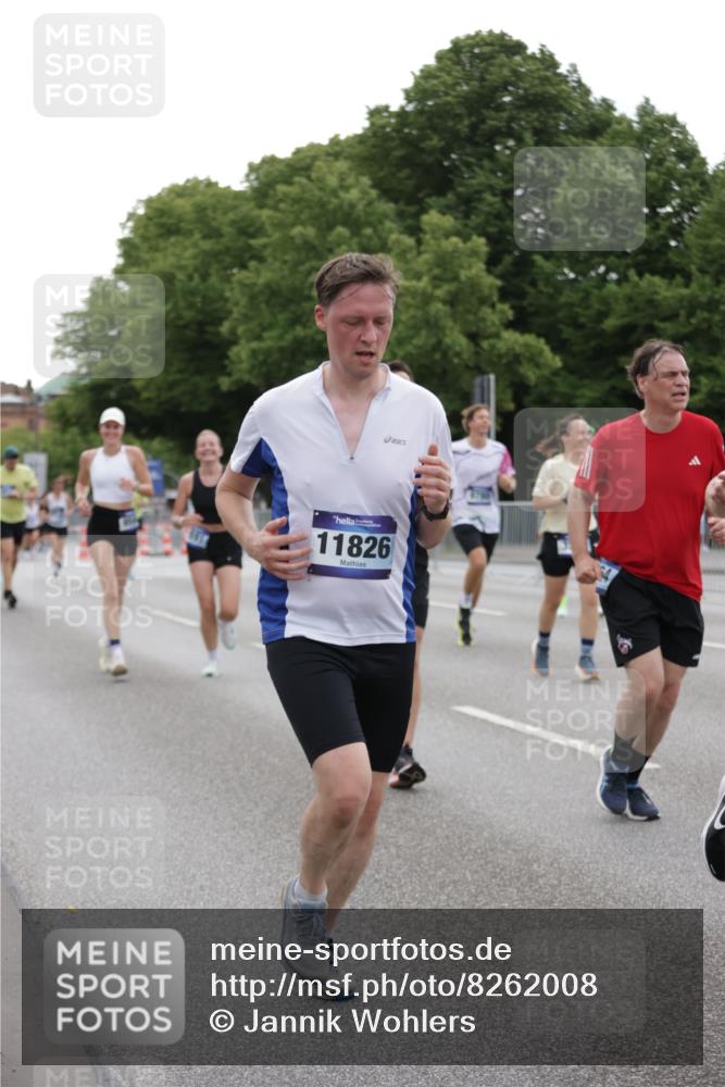 29.06.2025 - hella hamburg halbmarathon Jannik Wohlers http://msf.ph/oto/8262008 29.06.2025 10:32:53 Lombardsbrücke 1324, 1764, 1995, 2038, 2054, 2085, 2838, 3341, 3812, 3871, 4164, 4445, 4650, 5180, 5581, 5917, 6773, 8595, 9289, 9591, 9592, 9750, 9780, 11229, 11713, 11826, 12039, 12812, 12813, 13339, 14085, 15091, 15815, 15885, 15951, 15957, 15964, 16246, 16270, 16391, 17135, 18742, 18743, 18951 meine-sportfotos.de