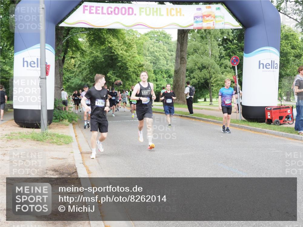 29.06.2025 - hella hamburg halbmarathon MichiJ http://msf.ph/oto/8262014 29.06.2025 10:30:03 Zwischen KM18-KM19 1631, 1962, 4871, 5387, 5436, 7116, 10375, 12434, 17177, 18491 meine-sportfotos.de