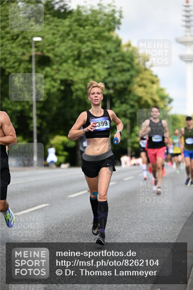 29.06.2025 - hella hamburg halbmarathon Dr. Thomas Lammeyer http://msf.ph/oto/8262104 29.06.2025 09:52:05 Kennedybrücke 1290, 1505, 1710, 2262, 2399, 3480, 3547, 4062, 4359, 4381, 5003, 5307, 5554, 5709, 6993, 7152, 7154, 8002, 8121, 8571, 8933, 9403, 10190, 10738, 10852 meine-sportfotos.de