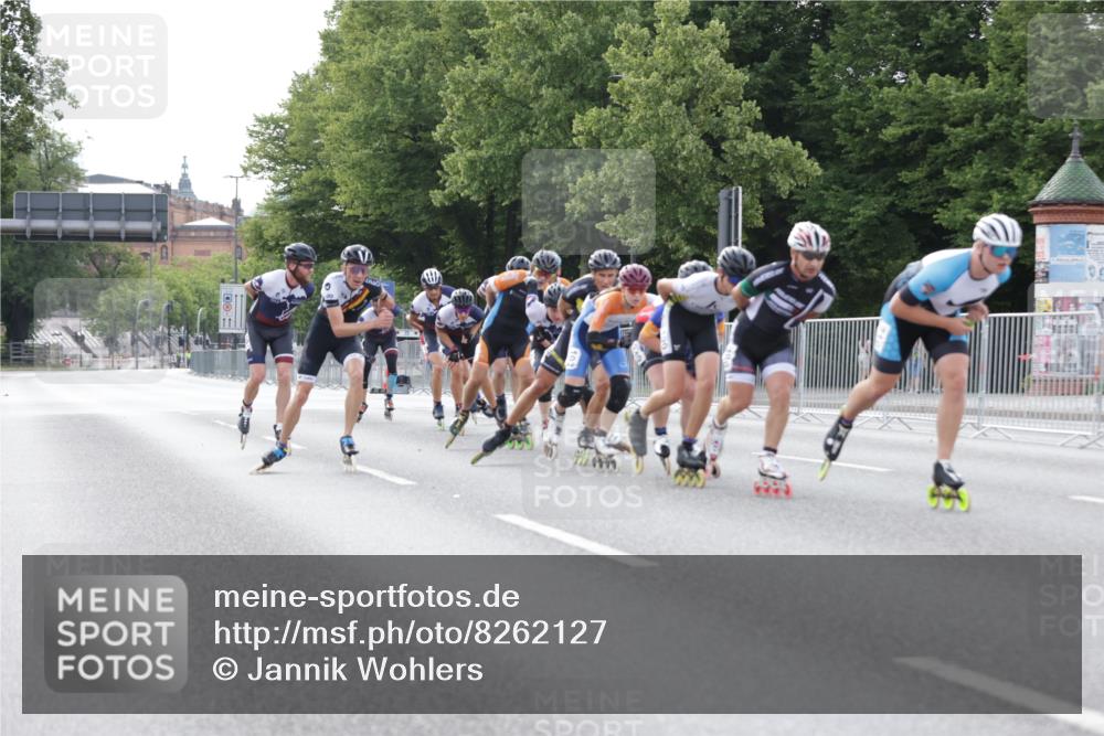 29.06.2025 - hella hamburg halbmarathon Jannik Wohlers http://msf.ph/oto/8262127 29.06.2025 08:49:59 Lombardsbrücke  meine-sportfotos.de