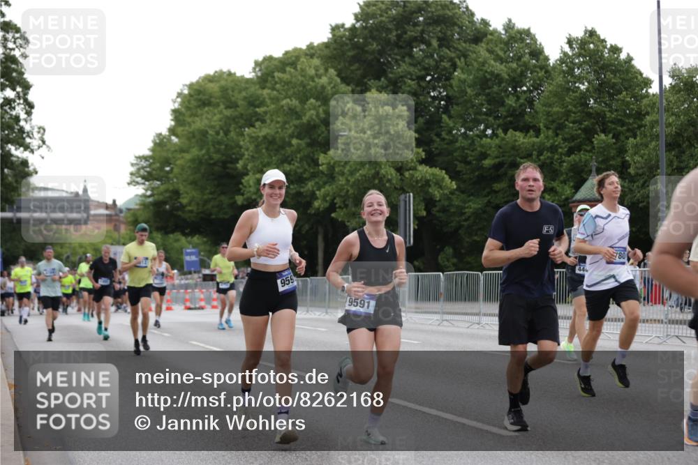 29.06.2025 - hella hamburg halbmarathon Jannik Wohlers http://msf.ph/oto/8262168 29.06.2025 10:32:55 Lombardsbrücke 1764, 1995, 2038, 2054, 2085, 2838, 3341, 3812, 4164, 4445, 5180, 5581, 5917, 6773, 7705, 8595, 9289, 9591, 9592, 9750, 9780, 11229, 11713, 11826, 12039, 12812, 12813, 13339, 14085, 15091, 15815, 15885, 15964, 16246, 16270, 16391, 17135, 18742, 18743, 18951 meine-sportfotos.de