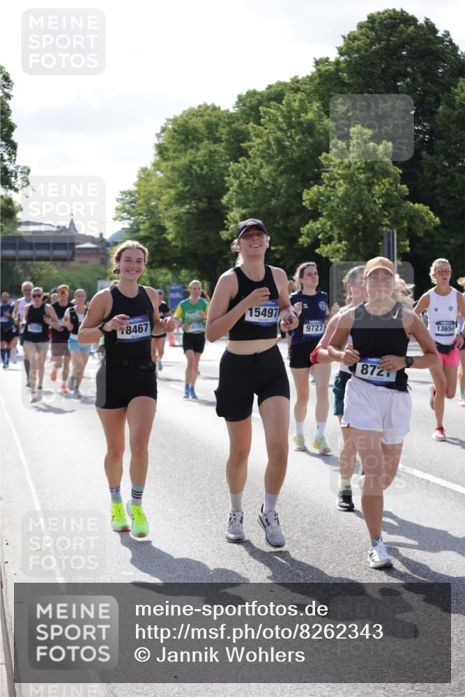 29.06.2025 - hella hamburg halbmarathon Jannik Wohlers http://msf.ph/oto/8262343 29.06.2025 09:58:27 Lombardsbrücke 1410, 1485, 1715, 1719, 1727, 1946, 1951, 2840, 2883, 2907, 3037, 3334, 3952, 4120, 4167, 5077, 5084, 6294, 6629, 6657, 7082, 7369, 7716, 7732, 8068, 8322, 8639, 8721, 8798, 9655, 9727, 9770, 10488, 10724, 11212, 11612, 11976, 12135, 12362, 12526, 13397, 13465, 13654, 13694, 13706, 13880, 13997, 14355, 14363, 14368, 14702, 15275, 15497, 15506, 15516, 15727, 15854, 16108, 16292, 16470, 17181, 17383, 17491, 17828, 18000, 18181, 18308, 18340, 19152 meine-sportfotos.de