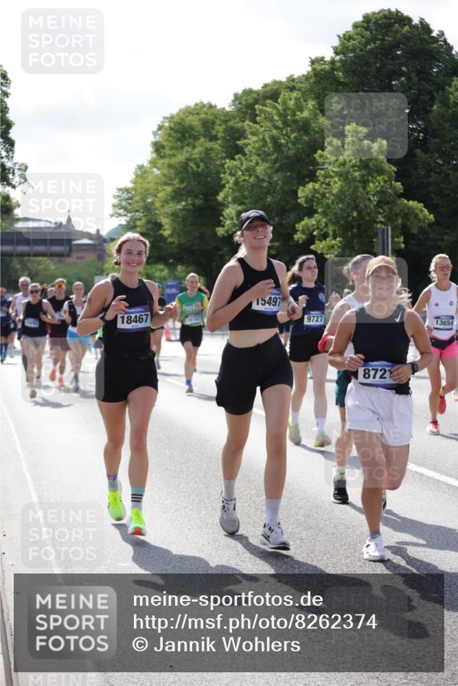 29.06.2025 - hella hamburg halbmarathon Jannik Wohlers http://msf.ph/oto/8262374 29.06.2025 09:58:27 Lombardsbrücke 1410, 1485, 1715, 1719, 1727, 1946, 1951, 2840, 2883, 2907, 3037, 3334, 3952, 4120, 4167, 5077, 5084, 6294, 6629, 6657, 7082, 7369, 7716, 7732, 8068, 8322, 8639, 8721, 8798, 9655, 9727, 9770, 10488, 10724, 11212, 11612, 11976, 12135, 12362, 12526, 13397, 13465, 13654, 13694, 13706, 13880, 13997, 14355, 14363, 14368, 14702, 15275, 15497, 15506, 15516, 15727, 15854, 16108, 16292, 16470, 17181, 17383, 17491, 17828, 18000, 18181, 18308, 18340, 19152 meine-sportfotos.de