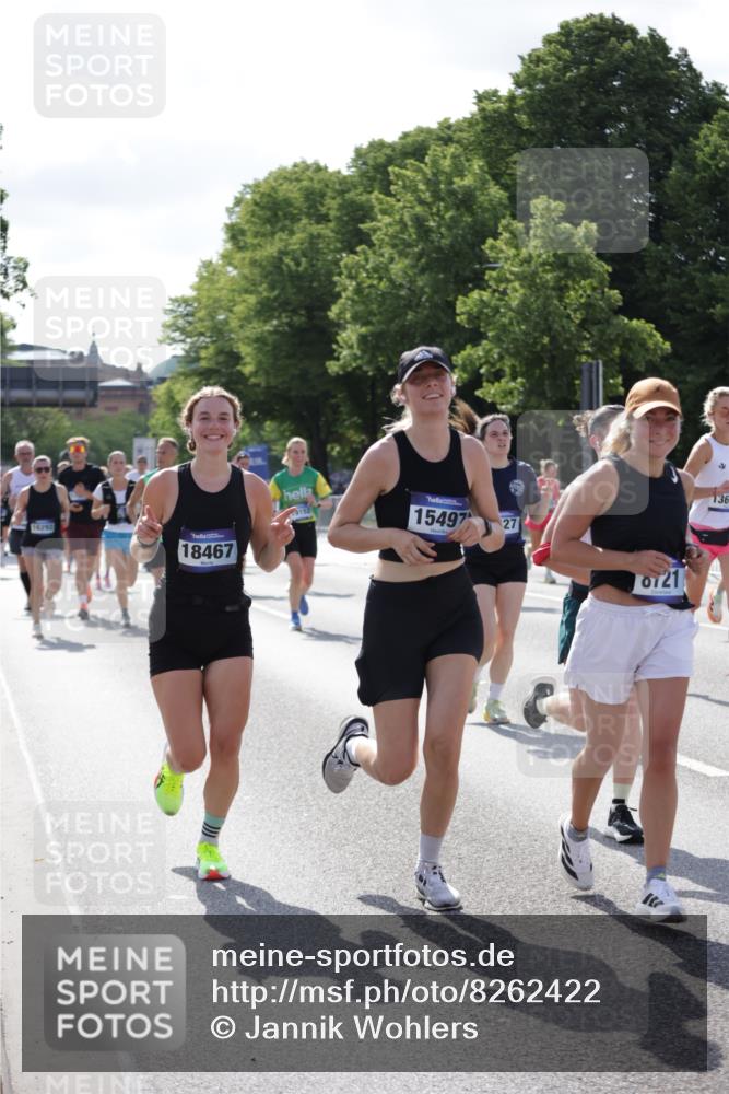 29.06.2025 - hella hamburg halbmarathon Jannik Wohlers http://msf.ph/oto/8262422 29.06.2025 09:58:27 Lombardsbrücke 1410, 1485, 1715, 1719, 1727, 1946, 1951, 2840, 2883, 2907, 3037, 3334, 3952, 4120, 4167, 5077, 5084, 6294, 6629, 6657, 7082, 7369, 7716, 7732, 8068, 8322, 8639, 8721, 8798, 9655, 9727, 9770, 10488, 10724, 11212, 11612, 11976, 12135, 12362, 12526, 13397, 13465, 13654, 13694, 13706, 13880, 13997, 14355, 14363, 14368, 14702, 15275, 15497, 15506, 15516, 15727, 15854, 16108, 16292, 16470, 17181, 17383, 17491, 17828, 18000, 18181, 18308, 18340, 19152 meine-sportfotos.de