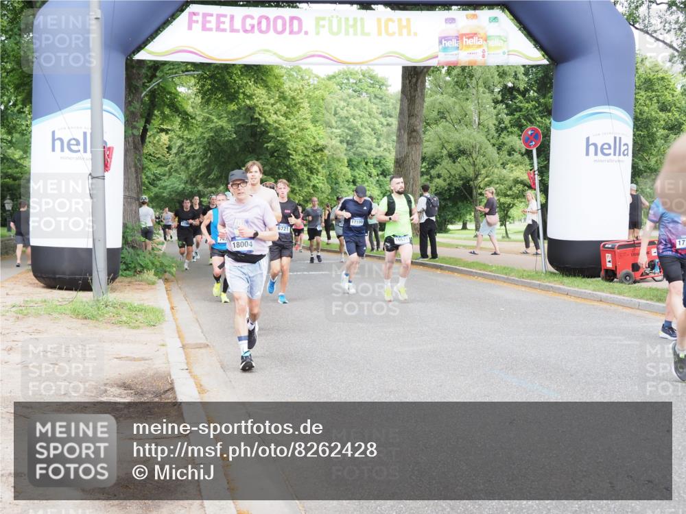 29.06.2025 - hella hamburg halbmarathon MichiJ http://msf.ph/oto/8262428 29.06.2025 10:30:06 Zwischen KM18-KM19 1631, 1962, 4871, 5387, 5436, 6721, 7116, 9547, 12434, 15521, 15623, 17177, 18004, 18491 meine-sportfotos.de