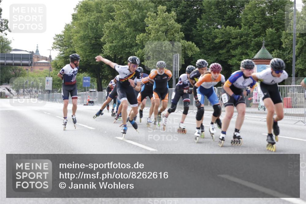 29.06.2025 - hella hamburg halbmarathon Jannik Wohlers http://msf.ph/oto/8262616 29.06.2025 08:50:00 Lombardsbrücke  meine-sportfotos.de