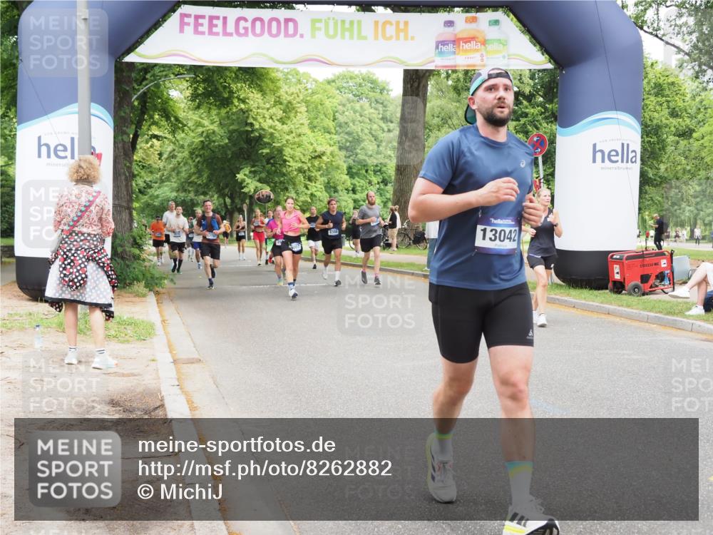 29.06.2025 - hella hamburg halbmarathon MichiJ http://msf.ph/oto/8262882 29.06.2025 10:54:07 Zwischen KM18-KM19 1729, 3062, 3225, 4066, 6453, 8909, 9007, 12005, 12912, 13042, 13732, 13857 meine-sportfotos.de