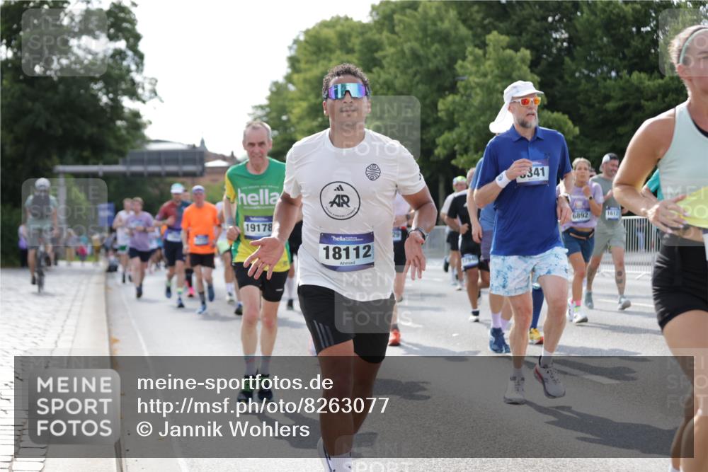 29.06.2025 - hella hamburg halbmarathon Jannik Wohlers http://msf.ph/oto/8263077 29.06.2025 09:59:36 Lombardsbrücke 1006, 1125, 1264, 1834, 1914, 2099, 2348, 2364, 2447, 2582, 2584, 2676, 2677, 2910, 3181, 3836, 4013, 4231, 4632, 4772, 4796, 5015, 5134, 5277, 5341, 6174, 6201, 6202, 6462, 6581, 6587, 6602, 6636, 6892, 7547, 7717, 7786, 7824, 8223, 8285, 8394, 8573, 8730, 9611, 10093, 10337, 10742, 10759, 10788, 11158, 11159, 11366, 11753, 11797, 11799, 12248, 12479, 12513, 13523, 13847, 13988, 13993, 14139, 14429, 14750, 14785, 15097, 15110, 15431, 16327, 17160, 17468, 17525 meine-sportfotos.de