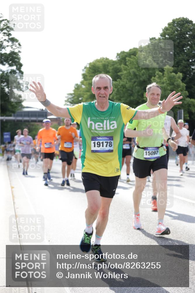 29.06.2025 - hella hamburg halbmarathon Jannik Wohlers http://msf.ph/oto/8263255 29.06.2025 09:59:38 Lombardsbrücke 1006, 1125, 1239, 1264, 1834, 1914, 2099, 2159, 2348, 2364, 2447, 2582, 2584, 2676, 2677, 2910, 3181, 3836, 4013, 4231, 4632, 4772, 4796, 5015, 5134, 5272, 5341, 6174, 6201, 6202, 6462, 6581, 6587, 6602, 6636, 6892, 7717, 7786, 7824, 8223, 8285, 8394, 8573, 8730, 9611, 10093, 10268, 10337, 10742, 10759, 10788, 11158, 11159, 11366, 11753, 11797, 11799, 12248, 12479, 12513, 13847, 13993, 14139, 14429, 14750, 14785, 15097, 15110, 15431, 16327, 17160, 17468, 17525 meine-sportfotos.de