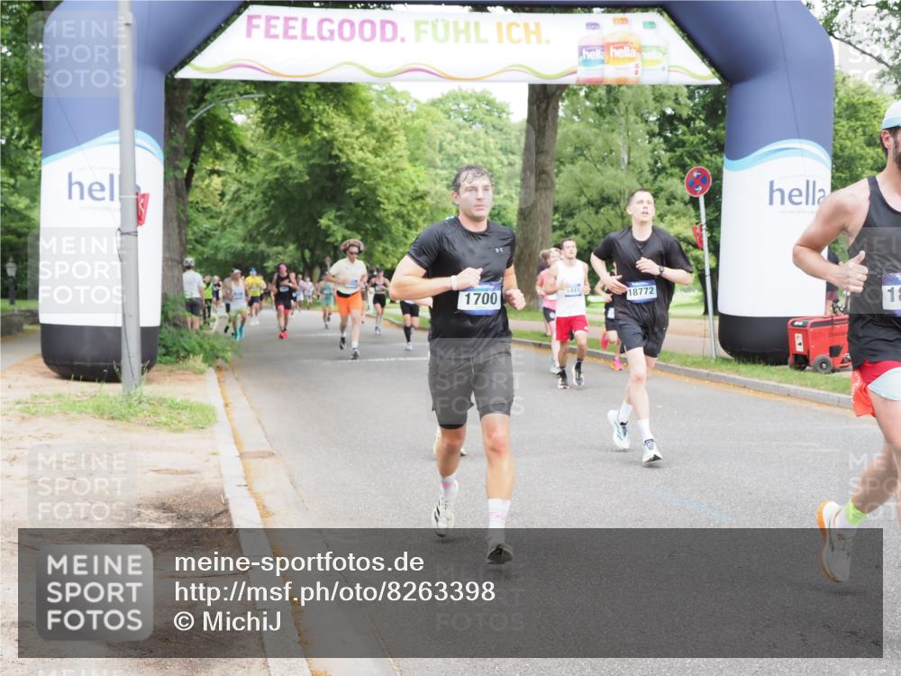 29.06.2025 - hella hamburg halbmarathon MichiJ http://msf.ph/oto/8263398 29.06.2025 10:30:11 Zwischen KM18-KM19 1441, 1570, 1700, 4823, 6550, 6721, 7035, 7116, 7432, 9547, 11417, 15247, 15521, 15623, 18004, 18772 meine-sportfotos.de