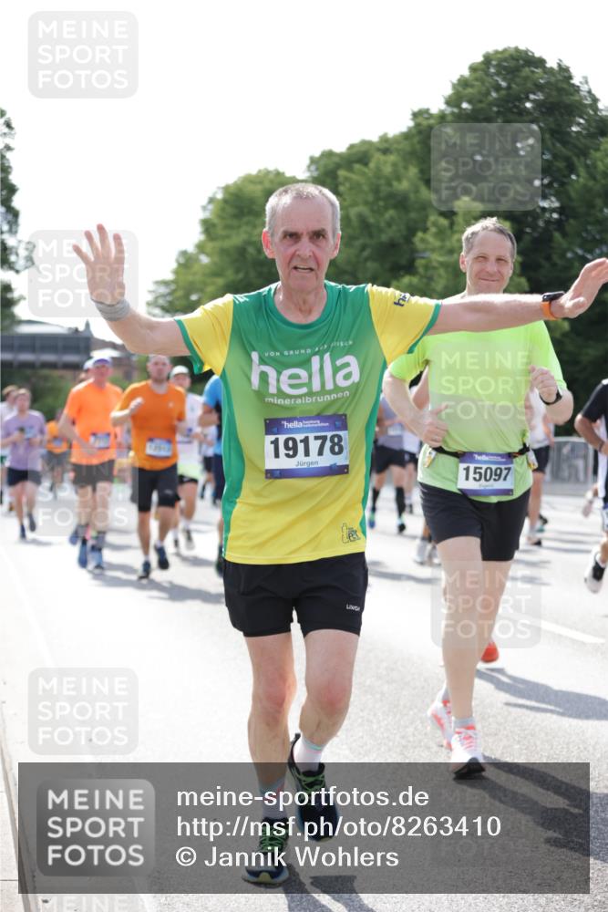 29.06.2025 - hella hamburg halbmarathon Jannik Wohlers http://msf.ph/oto/8263410 29.06.2025 09:59:38 Lombardsbrücke 1006, 1125, 1239, 1264, 1834, 1914, 2099, 2159, 2348, 2364, 2447, 2582, 2584, 2676, 2677, 2910, 3181, 3836, 4013, 4231, 4632, 4772, 4796, 5015, 5134, 5272, 5341, 6174, 6201, 6202, 6462, 6581, 6587, 6602, 6636, 6892, 7717, 7786, 7824, 8223, 8285, 8394, 8573, 8730, 9611, 10093, 10268, 10337, 10742, 10759, 10788, 11158, 11159, 11366, 11753, 11797, 11799, 12248, 12479, 12513, 13847, 13993, 14139, 14429, 14750, 14785, 15097, 15110, 15431, 16327, 17160, 17468, 17525 meine-sportfotos.de