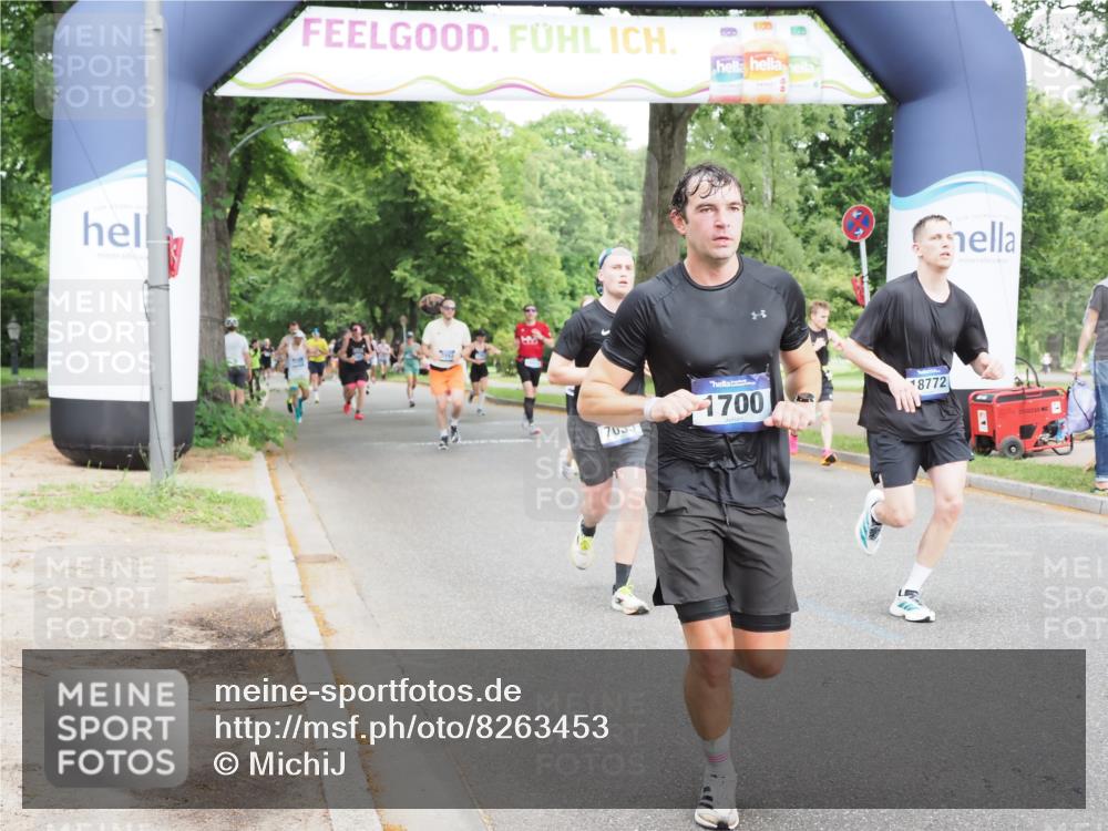 29.06.2025 - hella hamburg halbmarathon MichiJ http://msf.ph/oto/8263453 29.06.2025 10:30:12 Zwischen KM18-KM19 1441, 1570, 1700, 4823, 6550, 6721, 7035, 7432, 9547, 11417, 13725, 15247, 15521, 15623, 18004, 18772 meine-sportfotos.de