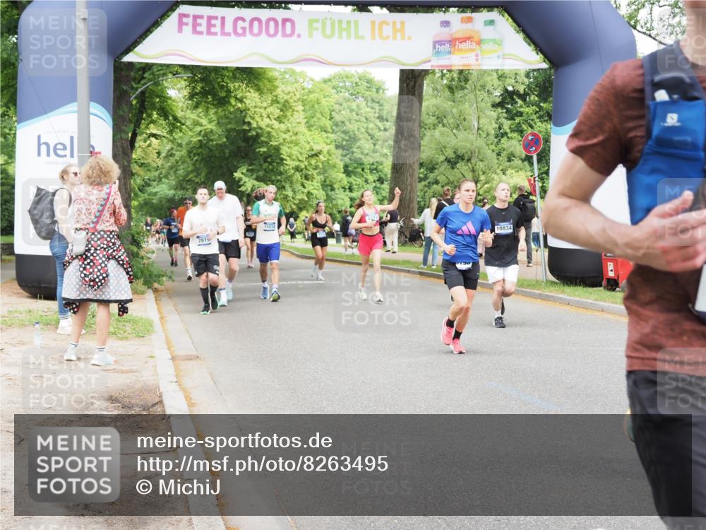 29.06.2025 - hella hamburg halbmarathon MichiJ http://msf.ph/oto/8263495 29.06.2025 10:54:13 Zwischen KM18-KM19 2628, 4293, 5605, 8398, 8999, 9007, 10196, 10834, 15834, 15922, 15993, 17787 meine-sportfotos.de