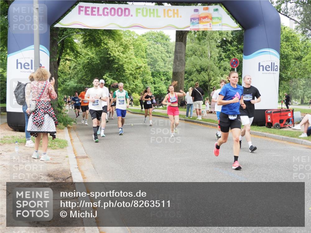 29.06.2025 - hella hamburg halbmarathon MichiJ http://msf.ph/oto/8263511 29.06.2025 10:54:13 Zwischen KM18-KM19 2628, 4293, 5605, 8398, 8999, 9007, 10196, 10834, 15834, 15922, 15993, 17787 meine-sportfotos.de