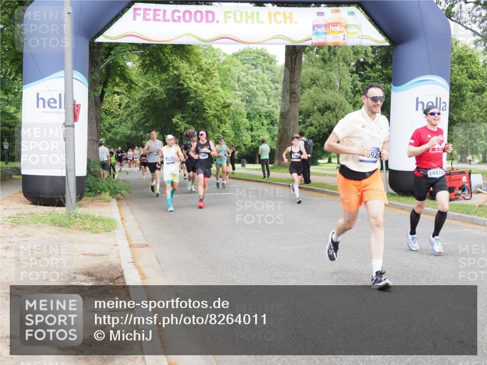 29.06.2025 - hella hamburg halbmarathon MichiJ http://msf.ph/oto/8264011 29.06.2025 10:30:16 Zwischen KM18-KM19 1441, 1570, 1700, 4823, 5987, 6550, 7035, 7092, 7432, 10415, 11417, 13725, 13876, 15247, 15351, 18772, 19046 meine-sportfotos.de