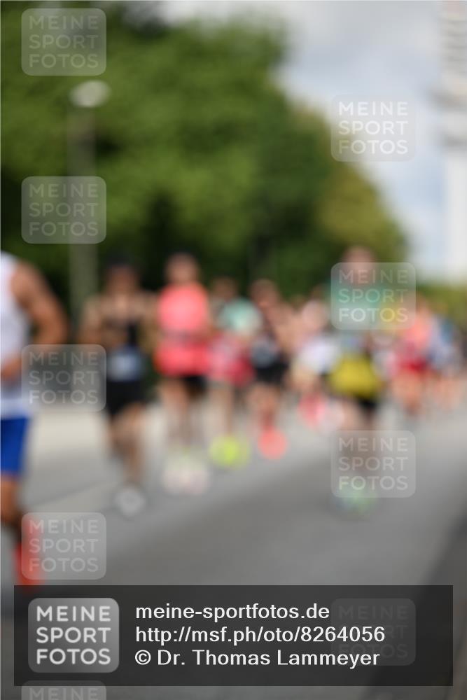 29.06.2025 - hella hamburg halbmarathon Dr. Thomas Lammeyer http://msf.ph/oto/8264056 29.06.2025 09:52:12 Kennedybrücke 1042, 1290, 1571, 1710, 2262, 2399, 3480, 3547, 4062, 4359, 4381, 5003, 5307, 5709, 6993, 7152, 7154, 7310, 7482, 8002, 8121, 8571, 8933, 9403, 9643, 10190, 10451, 10738, 10877, 11106 meine-sportfotos.de