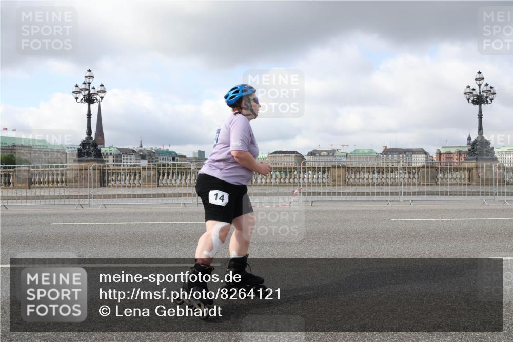 29.06.2025 - hella hamburg halbmarathon Lena Gebhardt http://msf.ph/oto/8264121 29.06.2025 09:04:20 Lombardsbrücke  meine-sportfotos.de