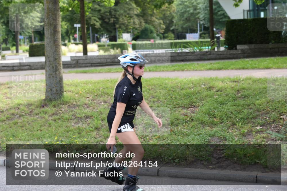 29.06.2025 - hella hamburg halbmarathon Yannick Fuchs http://msf.ph/oto/8264154 29.06.2025 09:37:29 20KM 37 meine-sportfotos.de