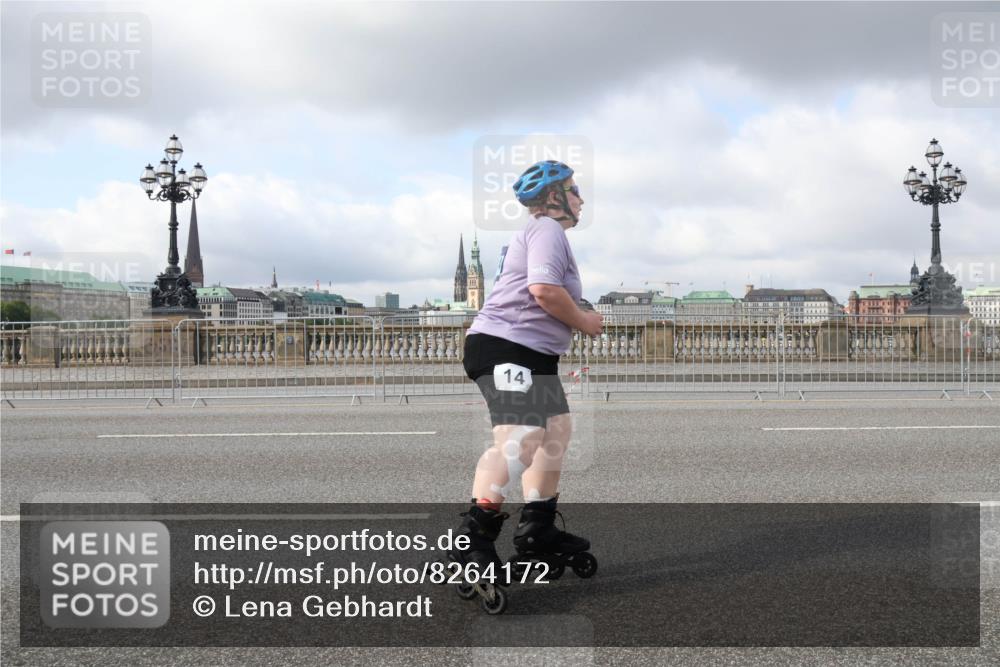 29.06.2025 - hella hamburg halbmarathon Lena Gebhardt http://msf.ph/oto/8264172 29.06.2025 09:04:20 Lombardsbrücke  meine-sportfotos.de