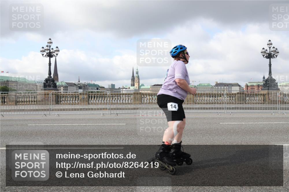 29.06.2025 - hella hamburg halbmarathon Lena Gebhardt http://msf.ph/oto/8264219 29.06.2025 09:04:20 Lombardsbrücke  meine-sportfotos.de