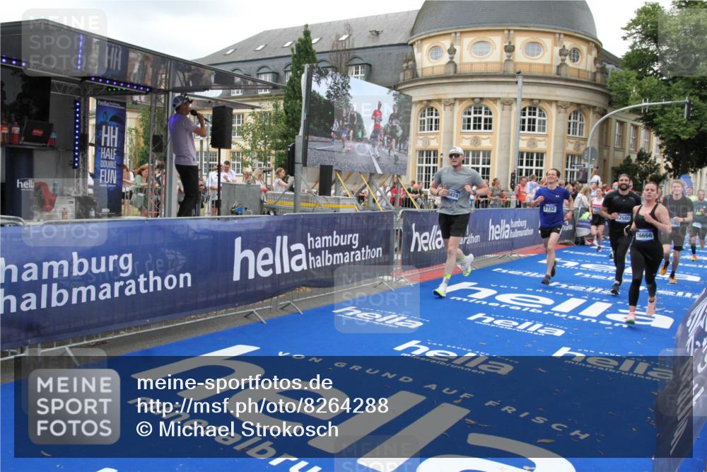 29.06.2025 - hella hamburg halbmarathon Michael Strokosch http://msf.ph/oto/8264288 29.06.2025 10:52:10 Ziel 1482, 2397, 2595, 5093, 5378, 6897, 7732, 9082, 12580, 13726, 14248, 15506, 15829, 16179, 16320, 16666, 17033, 18801 meine-sportfotos.de