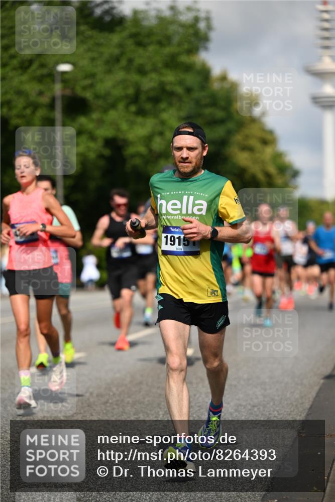 29.06.2025 - hella hamburg halbmarathon Dr. Thomas Lammeyer http://msf.ph/oto/8264393 29.06.2025 09:52:14 Kennedybrücke 1042, 1290, 1571, 2262, 2399, 3480, 3547, 4062, 4359, 4381, 5003, 5307, 6993, 7152, 7154, 7310, 7482, 8002, 8121, 8571, 8933, 9403, 9643, 10190, 10451, 10738, 10877, 11106 meine-sportfotos.de