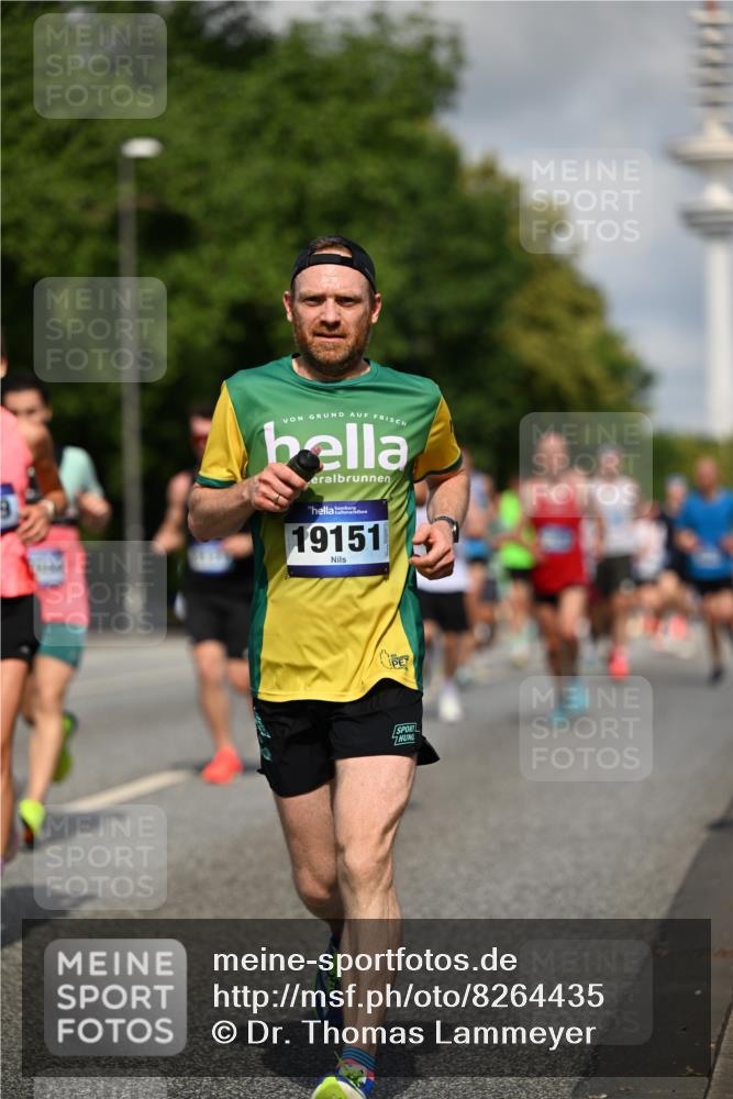 29.06.2025 - hella hamburg halbmarathon Dr. Thomas Lammeyer http://msf.ph/oto/8264435 29.06.2025 09:52:15 Kennedybrücke 1042, 1290, 1571, 2262, 2399, 3480, 3547, 4062, 4359, 4381, 5003, 5307, 6993, 7152, 7154, 7310, 7482, 8002, 8121, 8571, 9403, 9640, 9643, 10190, 10451, 10738, 10877, 11106 meine-sportfotos.de