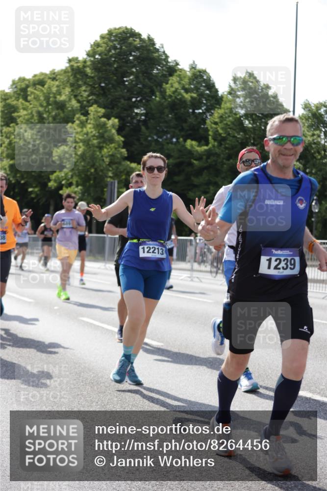 29.06.2025 - hella hamburg halbmarathon Jannik Wohlers http://msf.ph/oto/8264456 29.06.2025 09:59:47 Lombardsbrücke 1006, 1125, 1180, 1239, 1264, 1526, 2099, 2159, 2447, 2582, 2584, 2677, 2730, 3177, 3181, 3861, 3898, 4013, 4231, 4632, 4796, 5272, 5341, 5728, 6082, 6084, 6104, 6260, 6462, 6581, 6636, 6891, 6892, 7159, 7717, 7786, 7824, 8394, 8531, 8573, 8730, 10044, 10268, 10534, 10582, 10742, 10759, 10766, 10788, 11083, 11158, 11159, 11846, 11992, 12213, 12248, 12513, 12774, 13847, 13993, 14139, 14429, 14750, 15097, 15431, 16327, 17468, 17525 meine-sportfotos.de