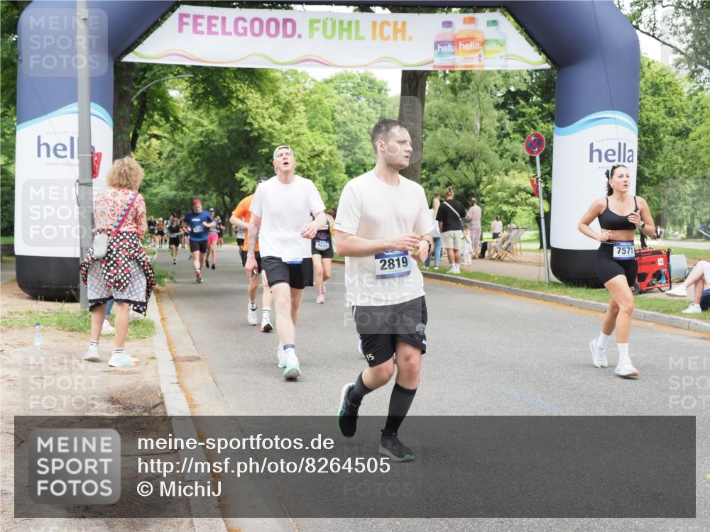 29.06.2025 - hella hamburg halbmarathon MichiJ http://msf.ph/oto/8264505 29.06.2025 10:54:17 Zwischen KM18-KM19 2819, 4220, 4293, 7571, 8398, 8999, 10196, 10834, 14340, 15834, 15922, 15993, 17787 meine-sportfotos.de