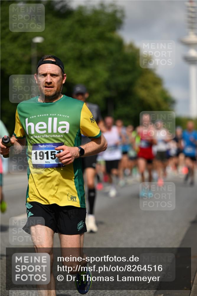 29.06.2025 - hella hamburg halbmarathon Dr. Thomas Lammeyer http://msf.ph/oto/8264516 29.06.2025 09:52:15 Kennedybrücke 1042, 1290, 1571, 2262, 2399, 3480, 3547, 4062, 4359, 4381, 5003, 5307, 6993, 7152, 7154, 7310, 7482, 8002, 8121, 8571, 9403, 9640, 9643, 10190, 10451, 10738, 10877, 11106 meine-sportfotos.de