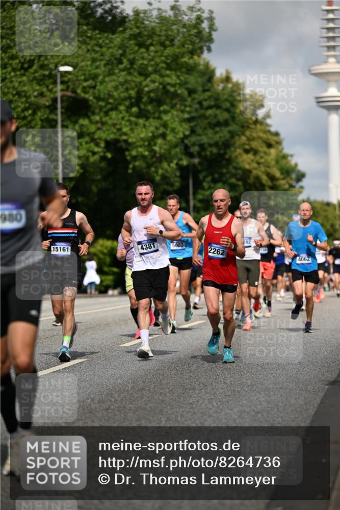 29.06.2025 - hella hamburg halbmarathon Dr. Thomas Lammeyer http://msf.ph/oto/8264736 29.06.2025 09:52:17 Kennedybrücke 1042, 1571, 2262, 2399, 3480, 3547, 4062, 4359, 4381, 5003, 5307, 6047, 6993, 7152, 7310, 7482, 8002, 8121, 8571, 9403, 9640, 9643, 10190, 10451, 10738, 10877, 11106, 11423 meine-sportfotos.de