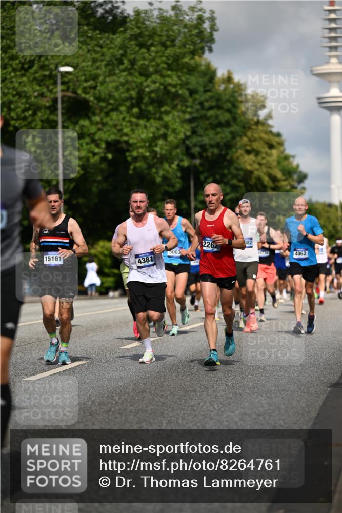 29.06.2025 - hella hamburg halbmarathon Dr. Thomas Lammeyer http://msf.ph/oto/8264761 29.06.2025 09:52:17 Kennedybrücke 1042, 1571, 2262, 2399, 3480, 3547, 4062, 4359, 4381, 5003, 5307, 6047, 6993, 7152, 7310, 7482, 8002, 8121, 8571, 9403, 9640, 9643, 10190, 10451, 10738, 10877, 11106, 11423 meine-sportfotos.de