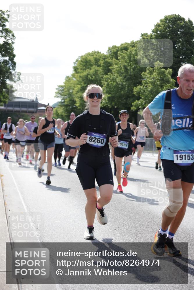 29.06.2025 - hella hamburg halbmarathon Jannik Wohlers http://msf.ph/oto/8264974 29.06.2025 09:59:51 Lombardsbrücke 1019, 1180, 1239, 1264, 1526, 2027, 2086, 2099, 2159, 2346, 2447, 2582, 2584, 2606, 2652, 2730, 3177, 3181, 3319, 3861, 3898, 4594, 4632, 4796, 4813, 5272, 5728, 6082, 6084, 6104, 6220, 6260, 6470, 6581, 6636, 6891, 6892, 7159, 7717, 7786, 7824, 8394, 8531, 10044, 10268, 10534, 10582, 10742, 10759, 10766, 10788, 10797, 11083, 11158, 11159, 11324, 11846, 11960, 11992, 12213, 12248, 12513, 12646, 12773, 12774, 13234, 13236, 13512, 13847, 13993, 14429, 14750, 15097 meine-sportfotos.de