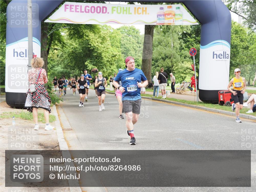 29.06.2025 - hella hamburg halbmarathon MichiJ http://msf.ph/oto/8264986 29.06.2025 10:54:23 Zwischen KM18-KM19 2819, 3488, 4220, 6196, 7571, 14203, 14340, 16539, 16723 meine-sportfotos.de