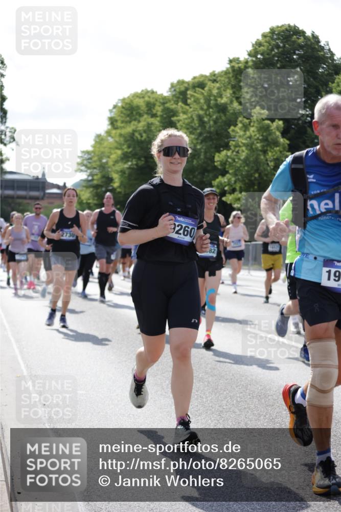 29.06.2025 - hella hamburg halbmarathon Jannik Wohlers http://msf.ph/oto/8265065 29.06.2025 09:59:52 Lombardsbrücke 1019, 1180, 1239, 1264, 1526, 2027, 2086, 2099, 2159, 2346, 2447, 2582, 2584, 2606, 2652, 2730, 3177, 3181, 3319, 3861, 3898, 4594, 4632, 4796, 4813, 4940, 5272, 5728, 6082, 6084, 6104, 6220, 6260, 6470, 6581, 6891, 6892, 7159, 7717, 7786, 7824, 8394, 8531, 10044, 10268, 10534, 10582, 10587, 10742, 10759, 10766, 10788, 10797, 11083, 11158, 11159, 11324, 11846, 11960, 11992, 12213, 12513, 12646, 12773, 12774, 13234, 13236, 13512, 13847, 13993, 14135 meine-sportfotos.de