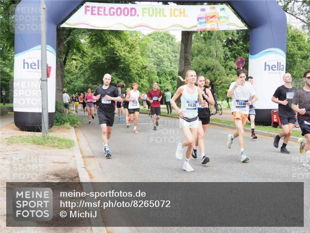 29.06.2025 - hella hamburg halbmarathon MichiJ http://msf.ph/oto/8265072 29.06.2025 10:30:29 Zwischen KM18-KM19 1256, 1675, 6593, 6639, 7105, 7693, 12588, 14346, 14811, 15255, 15654, 15846, 16507, 17637, 17882 meine-sportfotos.de