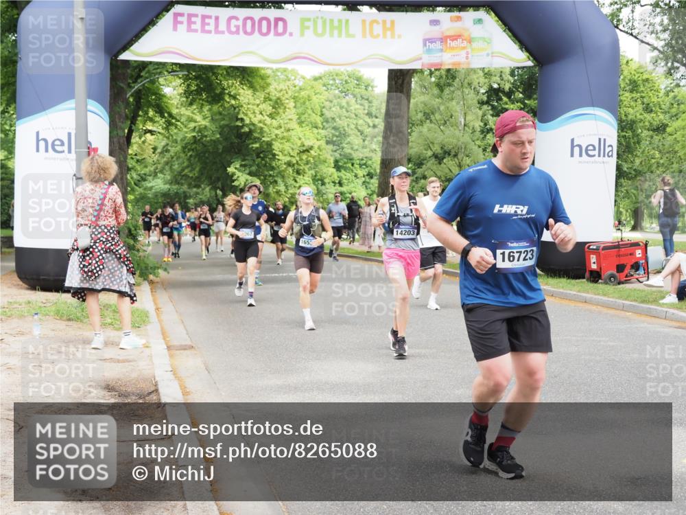 29.06.2025 - hella hamburg halbmarathon MichiJ http://msf.ph/oto/8265088 29.06.2025 10:54:24 Zwischen KM18-KM19 3488, 4220, 6196, 14203, 14340, 16539, 16723 meine-sportfotos.de
