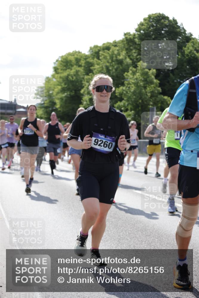 29.06.2025 - hella hamburg halbmarathon Jannik Wohlers http://msf.ph/oto/8265156 29.06.2025 09:59:52 Lombardsbrücke 1019, 1180, 1239, 1264, 1526, 2027, 2086, 2099, 2159, 2346, 2447, 2582, 2584, 2606, 2652, 2730, 3177, 3181, 3319, 3861, 3898, 4594, 4632, 4796, 4813, 4940, 5272, 5728, 6082, 6084, 6104, 6220, 6260, 6470, 6581, 6891, 6892, 7159, 7717, 7786, 7824, 8394, 8531, 10044, 10268, 10534, 10582, 10587, 10742, 10759, 10766, 10788, 10797, 11083, 11158, 11159, 11324, 11846, 11960, 11992, 12213, 12513, 12646, 12773, 12774, 13234, 13236, 13512, 13847, 13993, 14135 meine-sportfotos.de