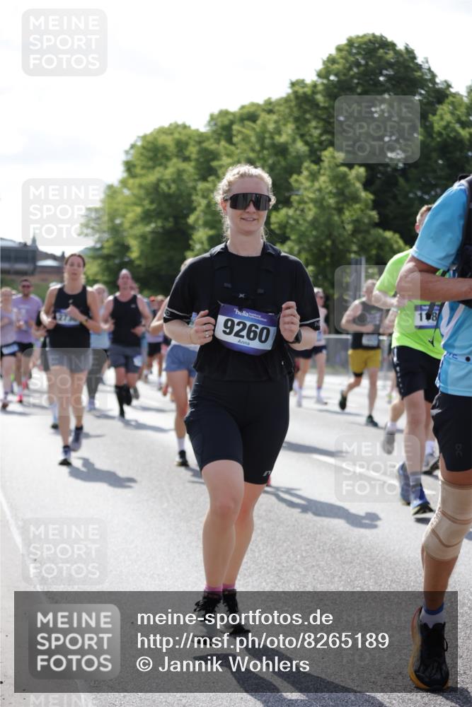 29.06.2025 - hella hamburg halbmarathon Jannik Wohlers http://msf.ph/oto/8265189 29.06.2025 09:59:52 Lombardsbrücke 1019, 1180, 1239, 1264, 1526, 2027, 2086, 2099, 2159, 2346, 2447, 2582, 2584, 2606, 2652, 2730, 3177, 3181, 3319, 3861, 3898, 4594, 4632, 4796, 4813, 4940, 5272, 5728, 6082, 6084, 6104, 6220, 6260, 6470, 6581, 6891, 6892, 7159, 7717, 7786, 7824, 8394, 8531, 10044, 10268, 10534, 10582, 10587, 10742, 10759, 10766, 10788, 10797, 11083, 11158, 11159, 11324, 11846, 11960, 11992, 12213, 12513, 12646, 12773, 12774, 13234, 13236, 13512, 13847, 13993, 14135 meine-sportfotos.de