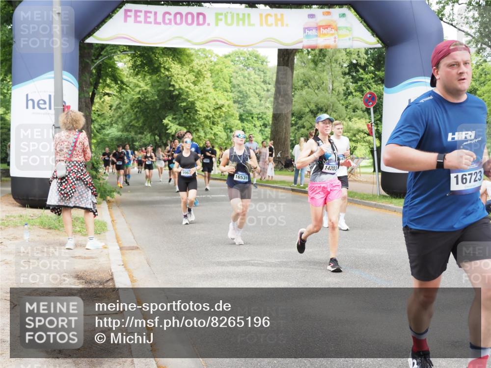 29.06.2025 - hella hamburg halbmarathon MichiJ http://msf.ph/oto/8265196 29.06.2025 10:54:25 Zwischen KM18-KM19 3488, 4220, 6196, 14203, 16539, 16723 meine-sportfotos.de