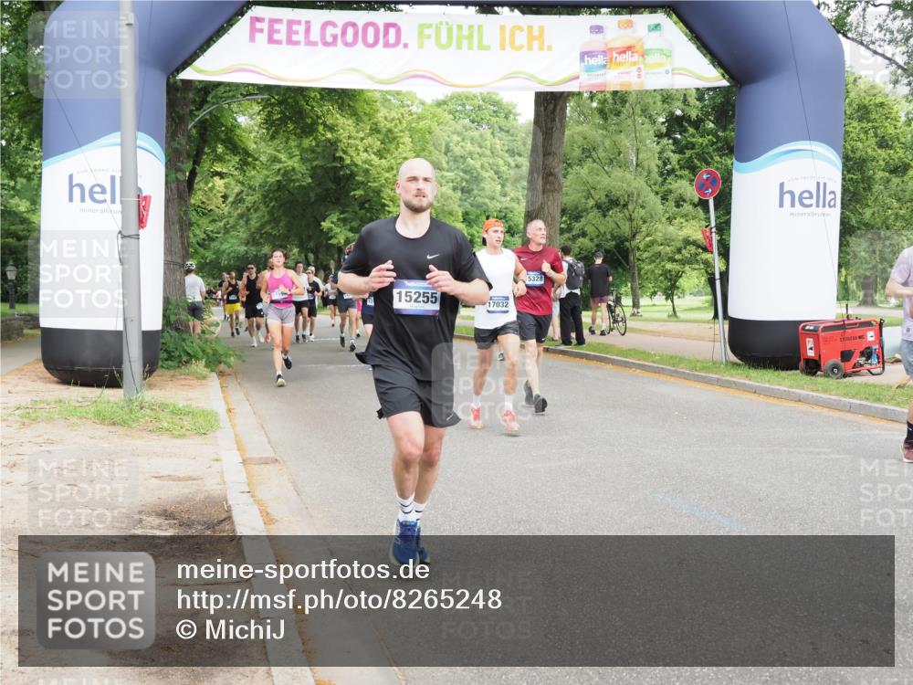 29.06.2025 - hella hamburg halbmarathon MichiJ http://msf.ph/oto/8265248 29.06.2025 10:30:30 Zwischen KM18-KM19 1675, 6593, 6639, 7105, 7693, 12588, 14346, 14811, 15255, 15654, 15846, 16507, 17637 meine-sportfotos.de